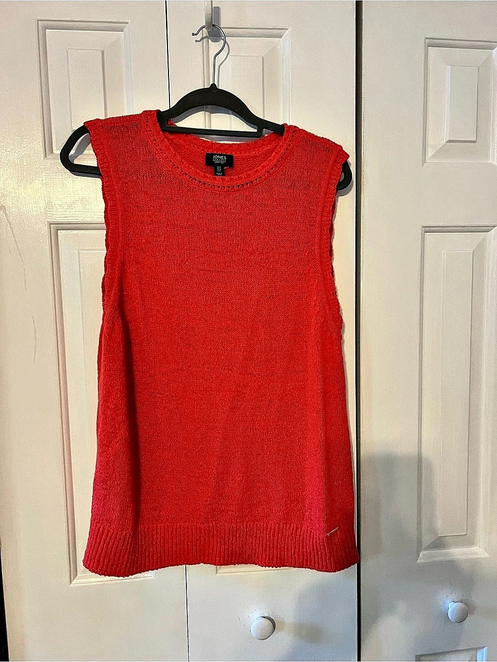 Jones New York Signature sleeveless sweater Sleeveless Sweater in Coral XL